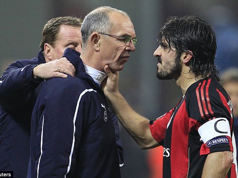 1. Tiền vệ Gattuso và trợ lý Joe Jordan của Tottenham: Ở trận đấu vòng knock-out lượt đi Champions League giữa Milan và Tottenham vào tháng 2/2012, tiền vệ Gattuso đã có hành vi phi thể thao khi bóp cổ trợ lý HLV Joe Jordan của Tottenham.